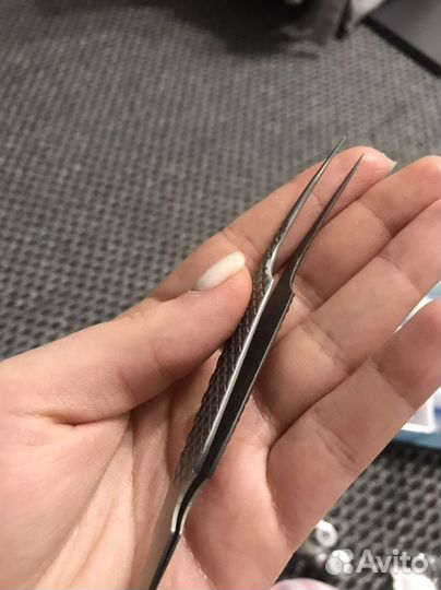 Пинцет для ресниц