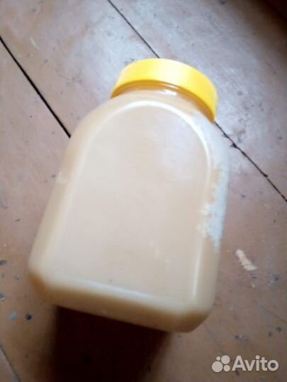 Свежий Забрус пчелиный,мед,соты