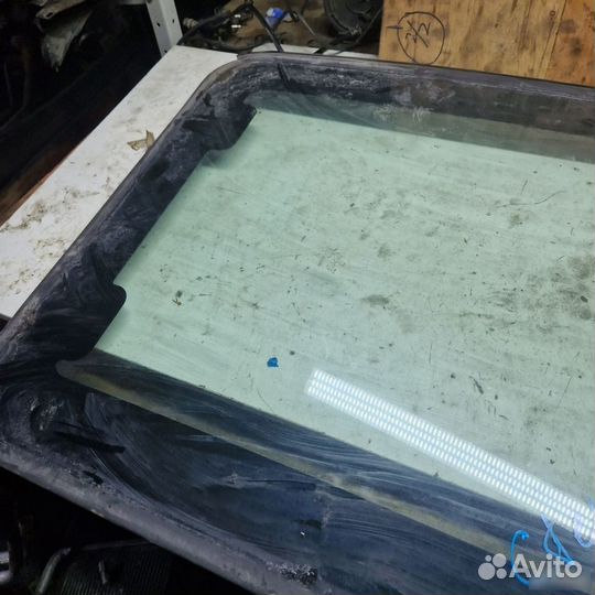 Стекло люка Honda stepwgn