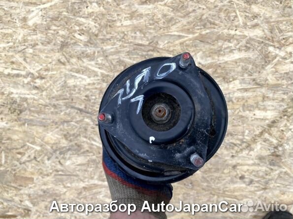 Mitsubishi outlander 3 передние левые стойки