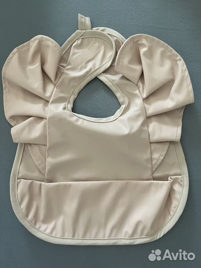 Слюнявчик нагрудник новые