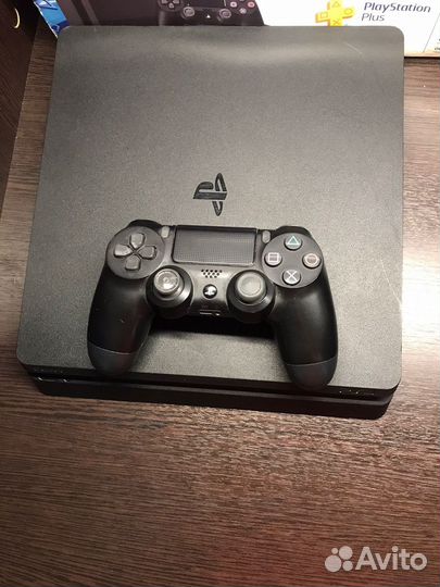Sony PS4 slim