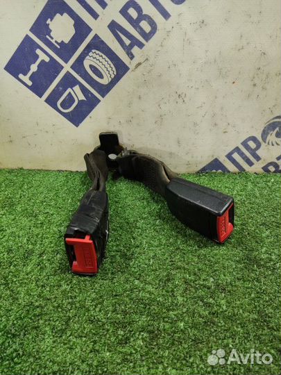 Ответная часть ремня безопасности задняя правая