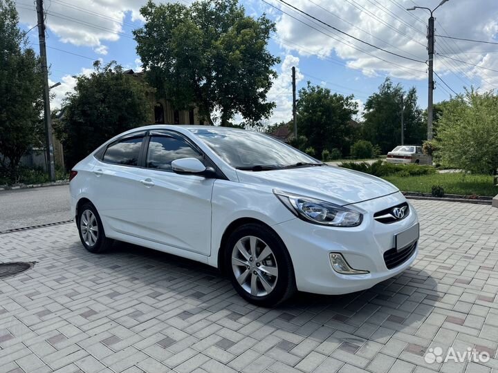 Hyundai Solaris 1.6 AT, 2011, 187 300 км