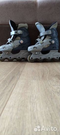 Роликовые коньки