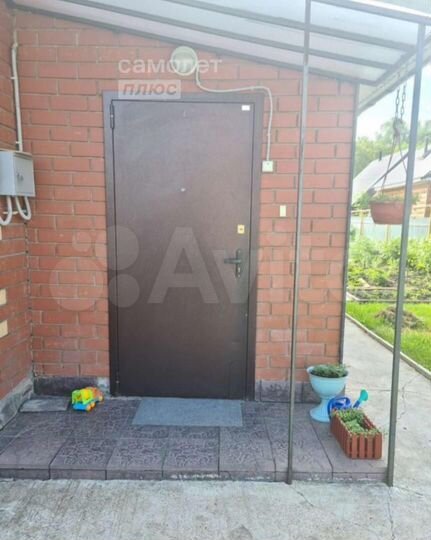 Дом 184,1 м² на участке 3,3 сот.