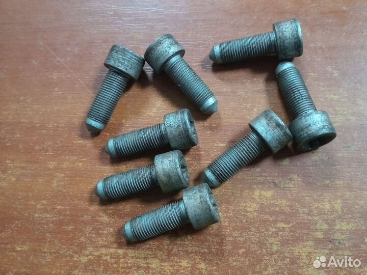 Болты маховика мерседес ом 646