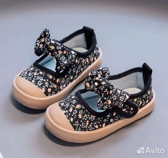 Детские кеды новые для девочек