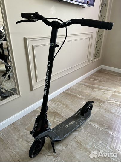 Городской самокат Globber MY TOO ONE K180, черный