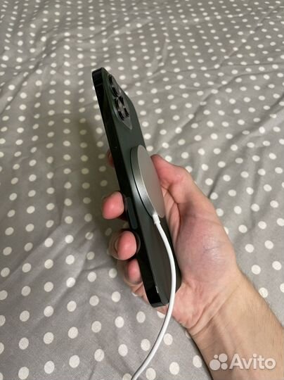 Беспроводная зарядка MagSafe Charger