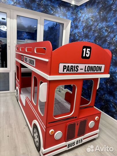 Детская двухярусная кровать