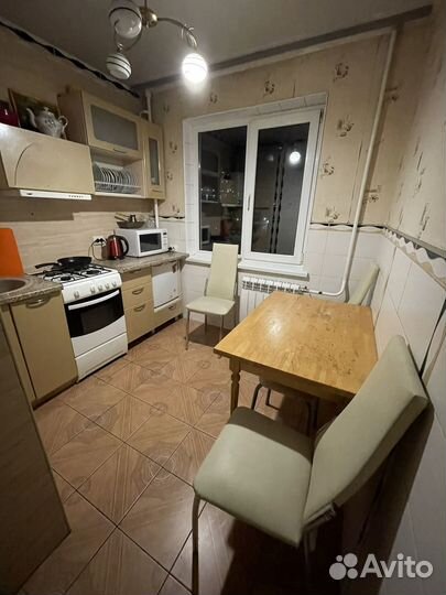 Продам кухню все в комплекте