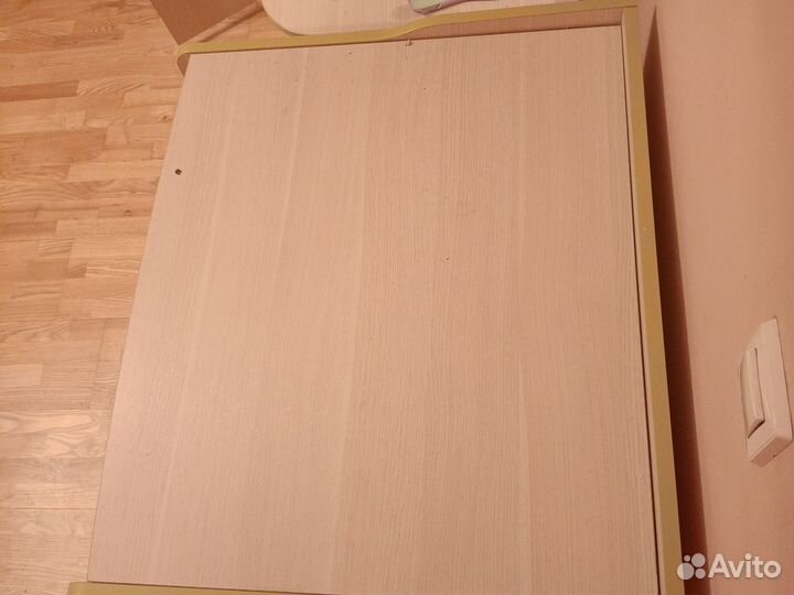 Туалетный столик