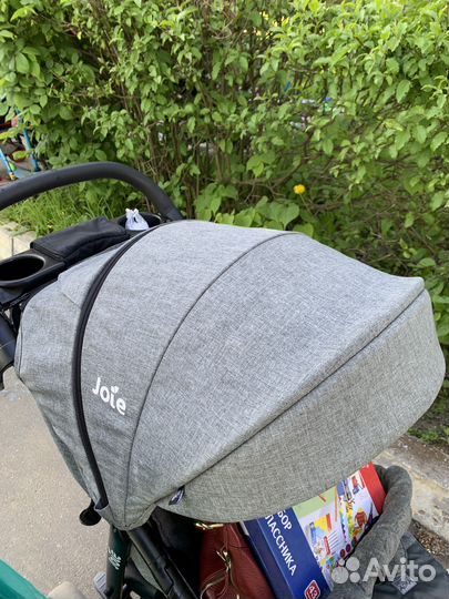 Коляска joie