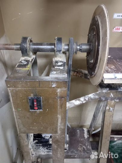 Станок токарный по дереву