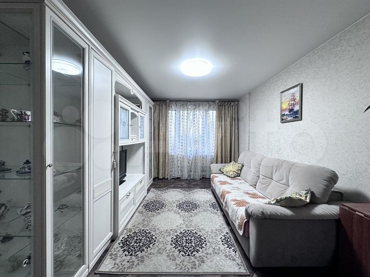 2-к. квартира, 44 м², 9/9 эт.