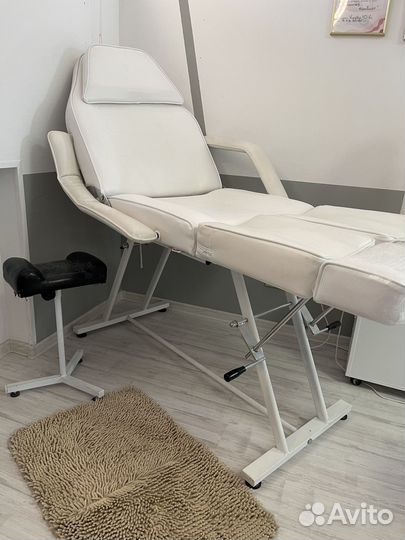 Массажное, педикюрное кресло-кушетка
