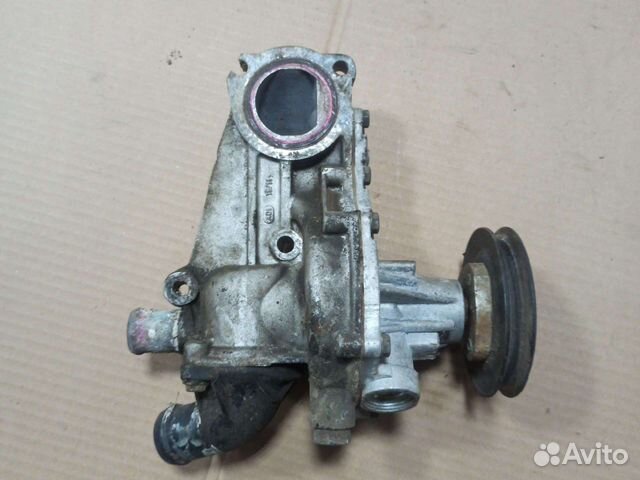 Помпа водяная Volkswagen passat 2004 г