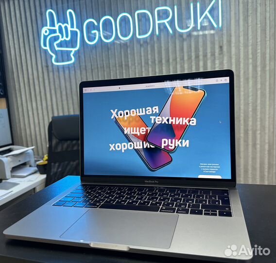 MacBook Pro 13 2019 Touch-bar 8gb, ssd 128gb