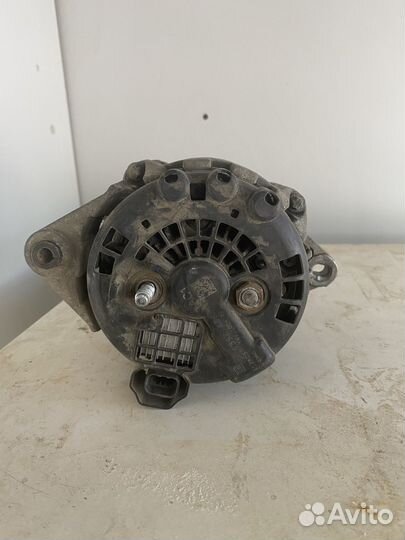 Генератор оригинальный на запчасти