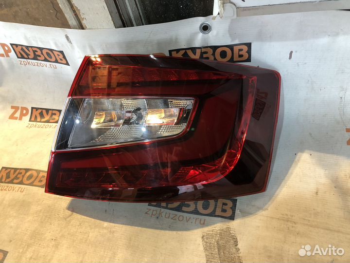 Octavia A7 17-20г Новый LED maxi фонарь правый