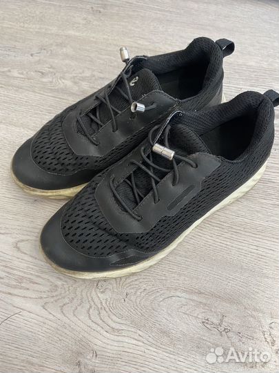 Кроссовки Ecco 35