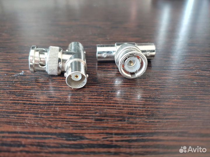 Переходник, BNC штекер - BNC 2 гнезда (BNC-T)