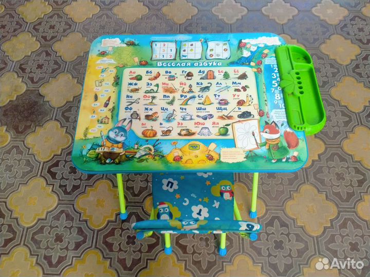 Столик со стулом детский развивающий