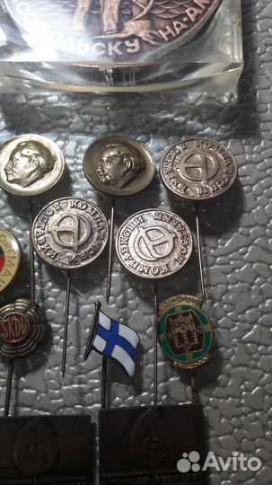 Тяжелые значки СССР