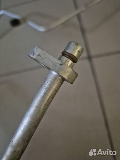 Трубка кондиционера Лада Ларгус K4M