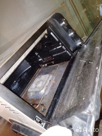 Электропечь электродуховка Delonghi EOB2071