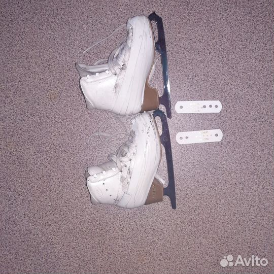 Коньки для фигурного катания