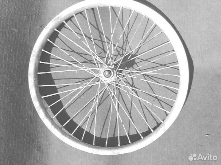 Переднее колесо