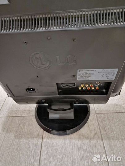 Монитор LG