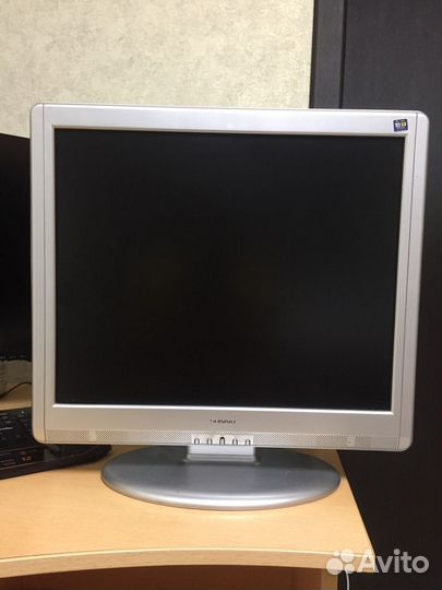 Монитор shivaki 19 дюймов