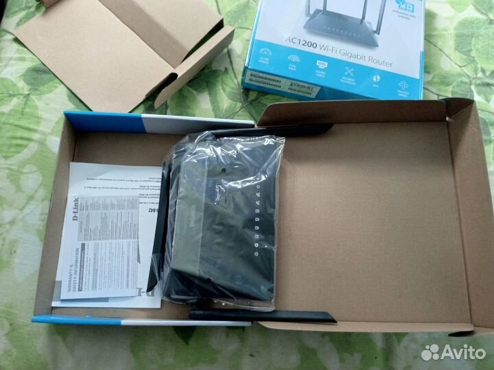 Роутер D link dir 842