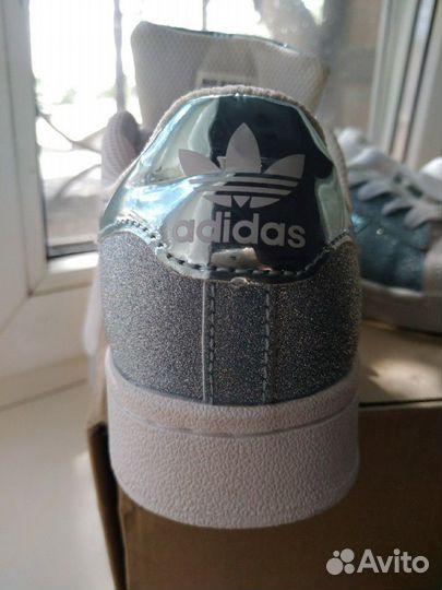 Кроссовки, Adidas