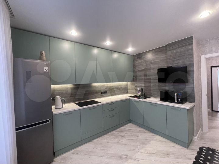 1-к. квартира, 42 м², 3/24 эт.