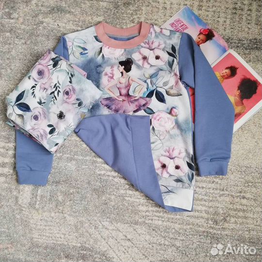 Свитшот ручной работы(новый)