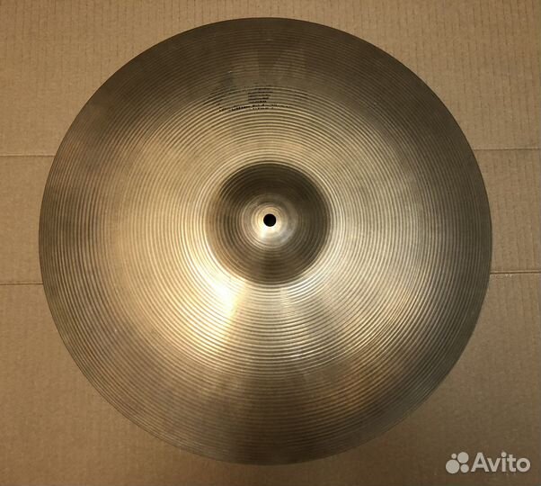 Zagrebin 19 crash 14 Nugis hihat 20AA ride