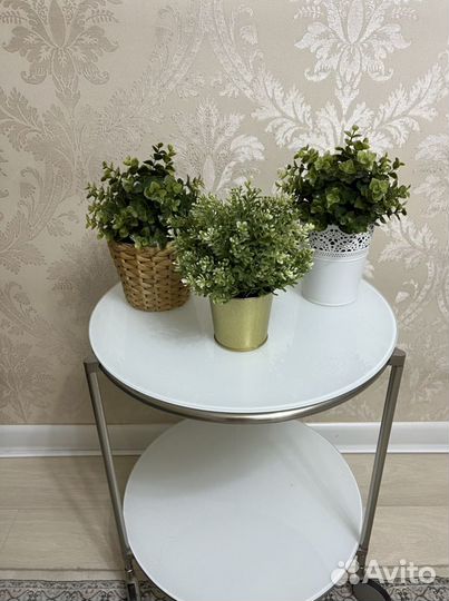 Искусственные цветы IKEA с кашпо