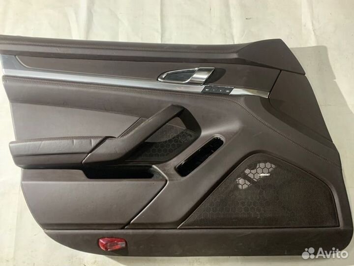 Обшивка двери передняя левая Porsche Panamera 970
