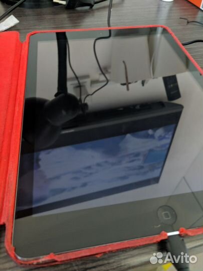 Планшет Apple iPad Air 32Gb Wi-Fi Gray (MD786)