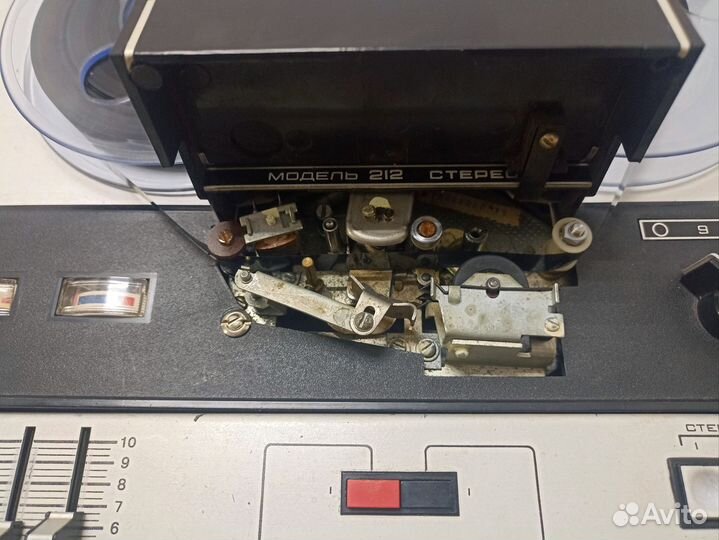 Катушечный магнитофон