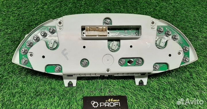 В наличии: приборная панель Ford Focus 1