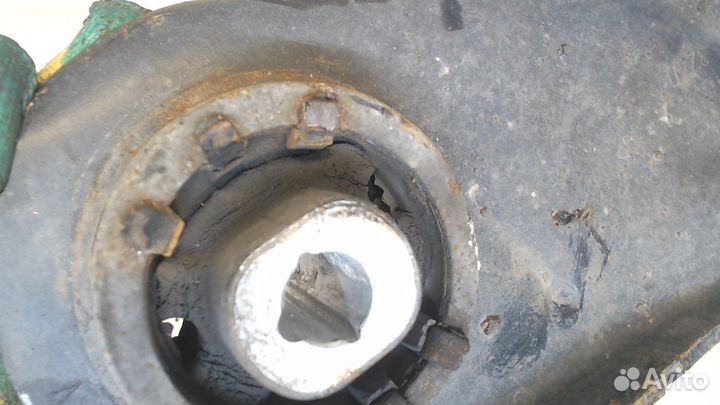 Рычаг подвески Renault Scenic, 2010