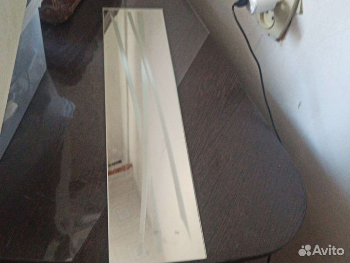 Декоративное зеркало на шкаф