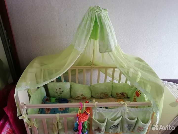 Кровать с балдахином