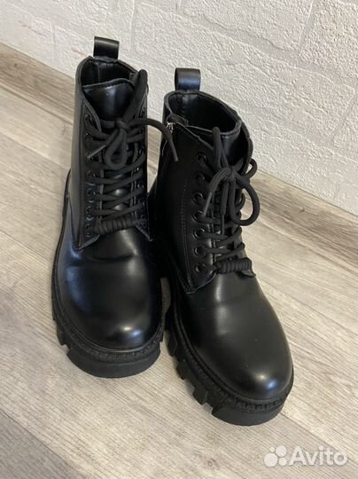 Ботинки осенние