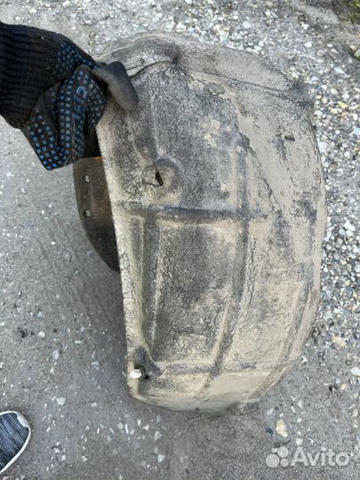 Подкрылок локер Фольксваген Пассат сс